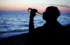 Il decalogo sull’alcolismo giovanile: i consigli, utili ai genitori per aiutare i loro figli