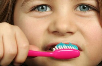 Fluoro per denti in salute